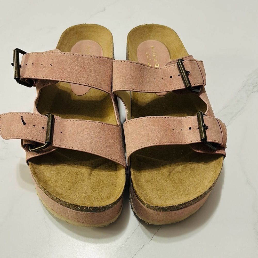 Atar’d State platform Sandals